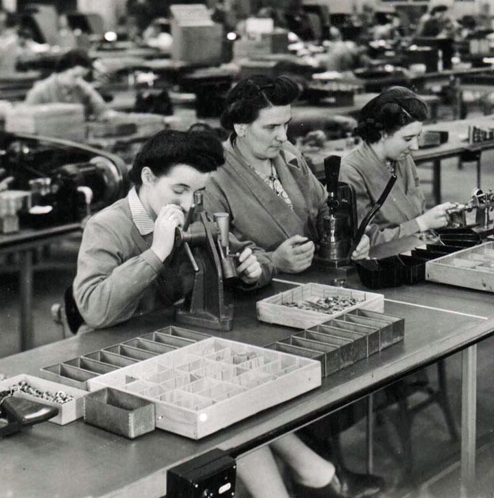 Historic black & white photograph of women working in the Leonardo Edinburgh production line